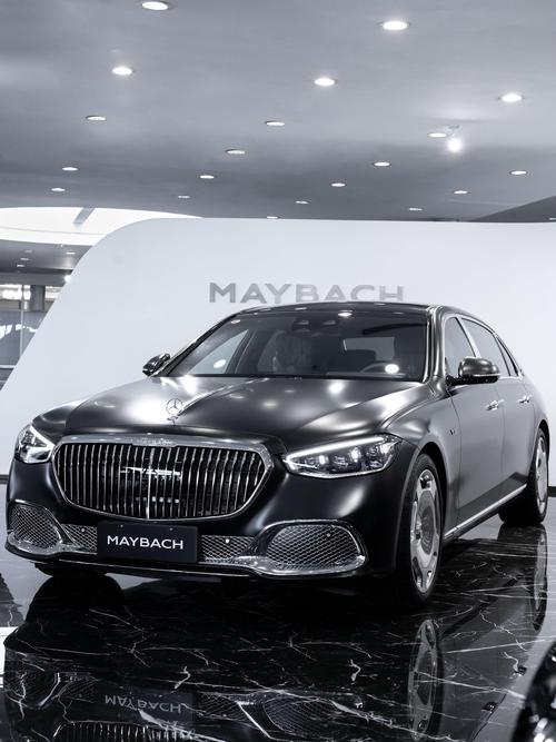 广州180岚图汽车的售后服务让用户无忧出行，迈巴赫未来的豪华车趋势